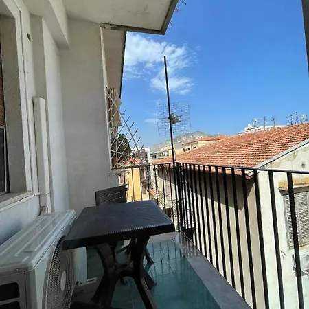 Konukevi 100 Passi Politeama Palermo